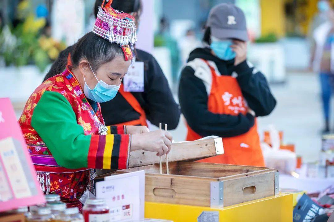 展风采 集精彩 | 玉溪市首届女性企业及产品推介会成功举办