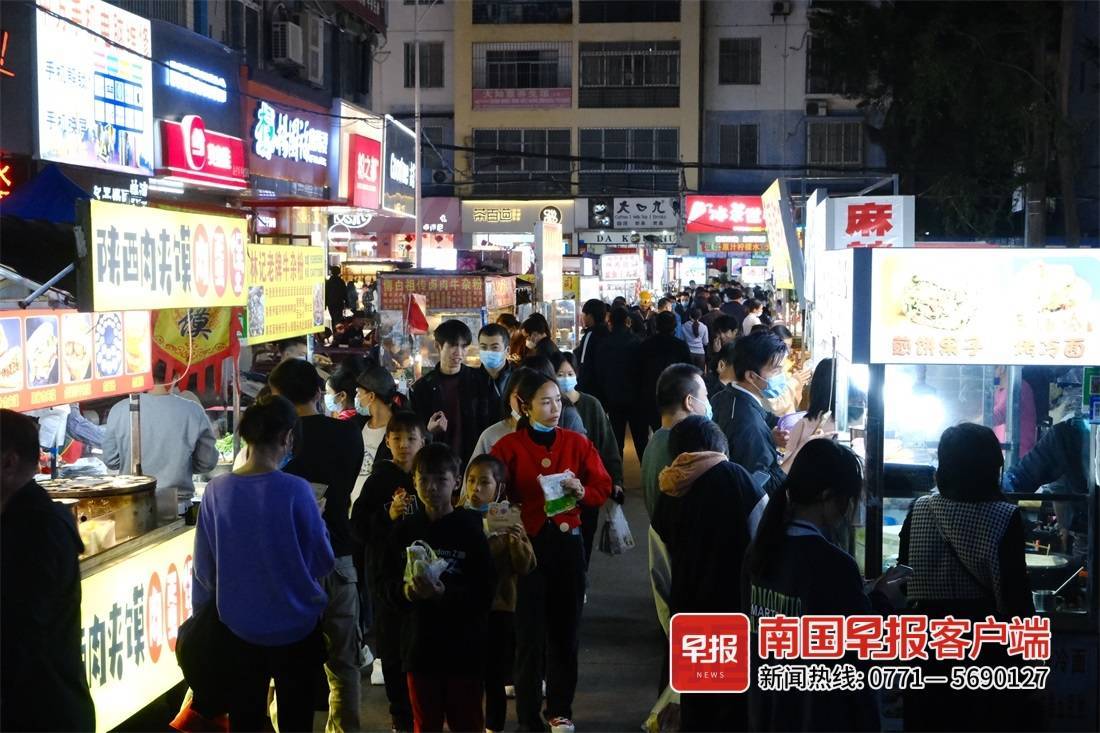 流口水！南宁这十大逛吃打卡排名必去的人气夜市，南宁必打卡的小吃，你去过几个人气