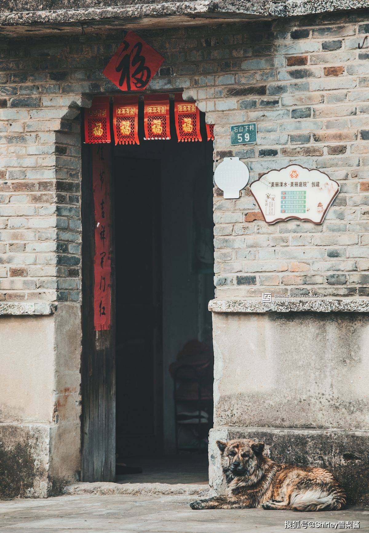 不愧是江苏五星级乡村旅游区！这座800年古村，景美人少美食多