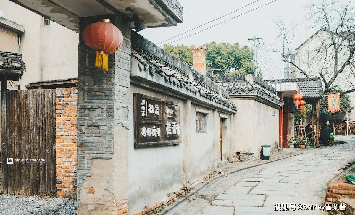 不愧是江苏五星级乡村旅游区！这座800年古村，景美人少美食多